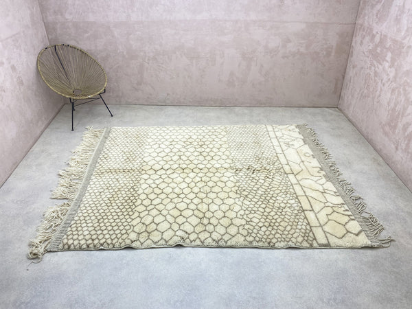 Beni Mrirt Carpet - Maria José - 8.2 x 6.4  FT / 250 x 196 CM