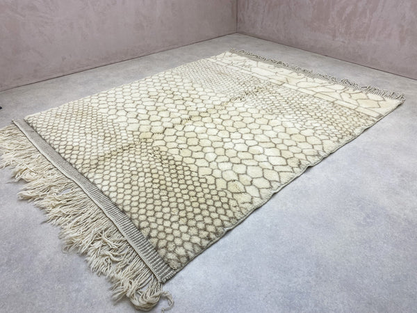 Beni Mrirt Carpet - Maria José - 8.2 x 6.4  FT / 250 x 196 CM