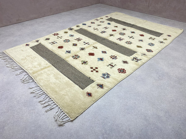 Taznakht Rug - Part - 9.1 x 5.7 FT / 280 x 174 CM | Nomad33