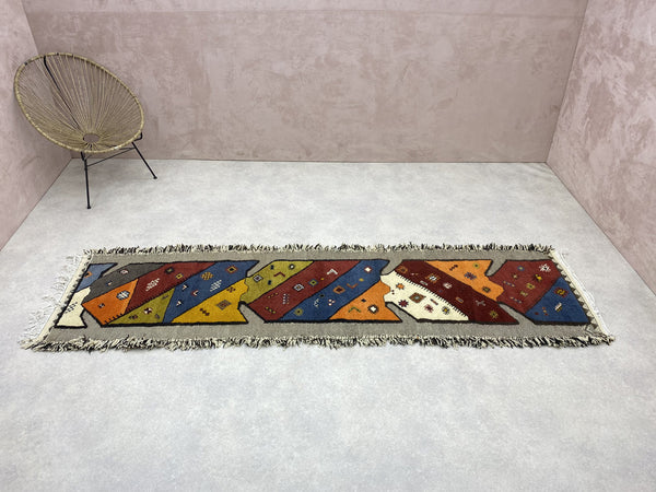 Taznakht Rug - Aquina - 9.8 x 2.5 FT / 300 x 78 CM | Nomad33