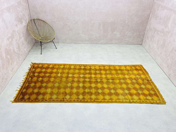 Vintage Rug - Kasem - 4.49 x 10.17 ft / 1.37 x 3.10 m.