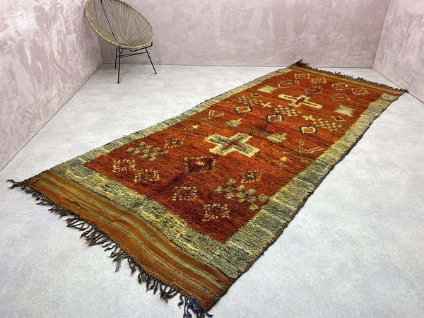 Vintage Rug - Kusas - 5.05 x 12.40 ft / 1.54 x 3.78 m.