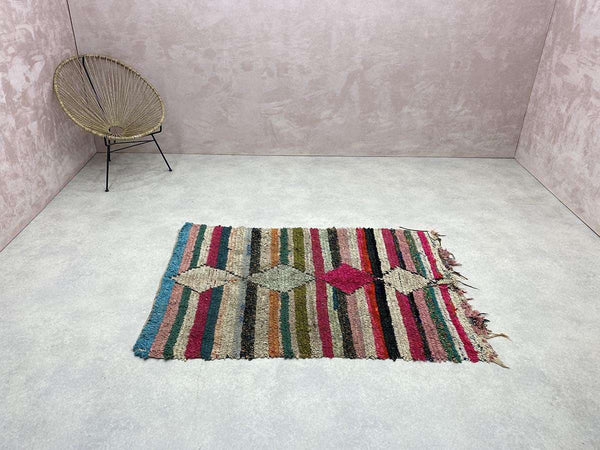 Boucherouite Rug - 5.6 x 3.7 FT / 171 x 115 CM | Nomad33