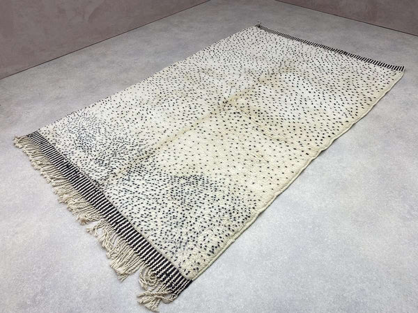 Luxury Beni Mrirt Rug - 8 x 5 FT / 245 x 153 CM | Nomad33