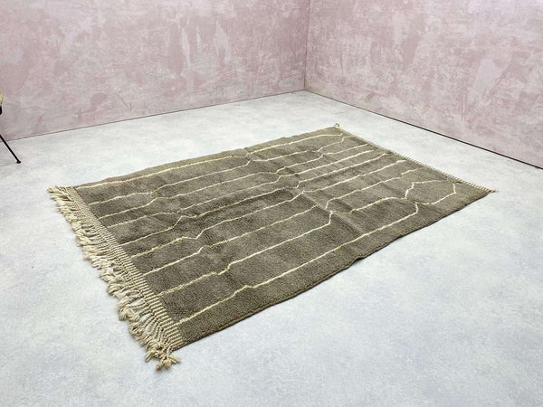 Luxury Beni Mrirt Rug - 4.95 x 7.5 FT / 151 x 230 CM | Nomad33